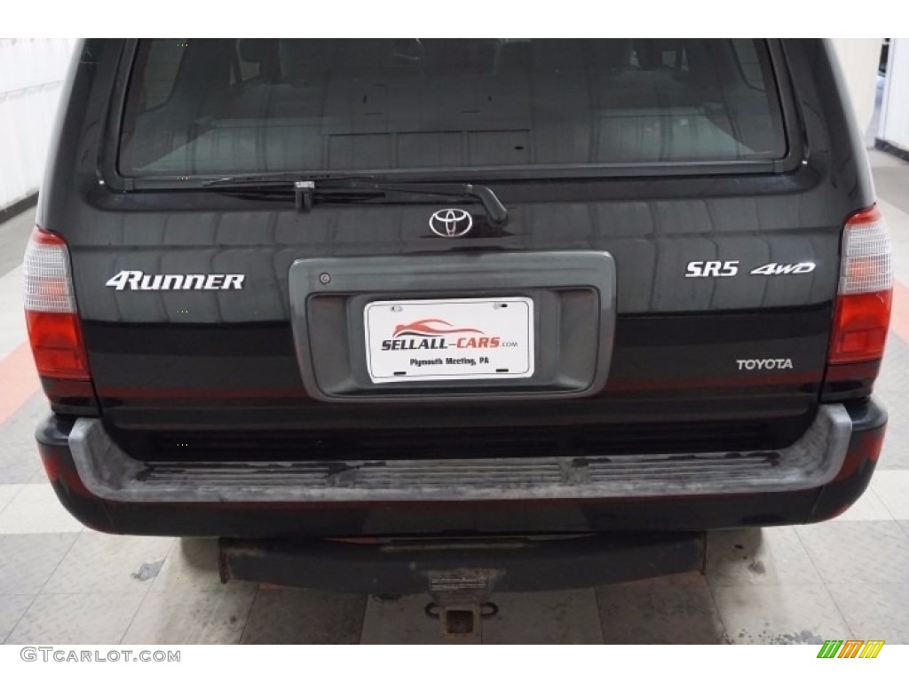 1999 4Runner SR5 4x4 - Black / Gray photo #48