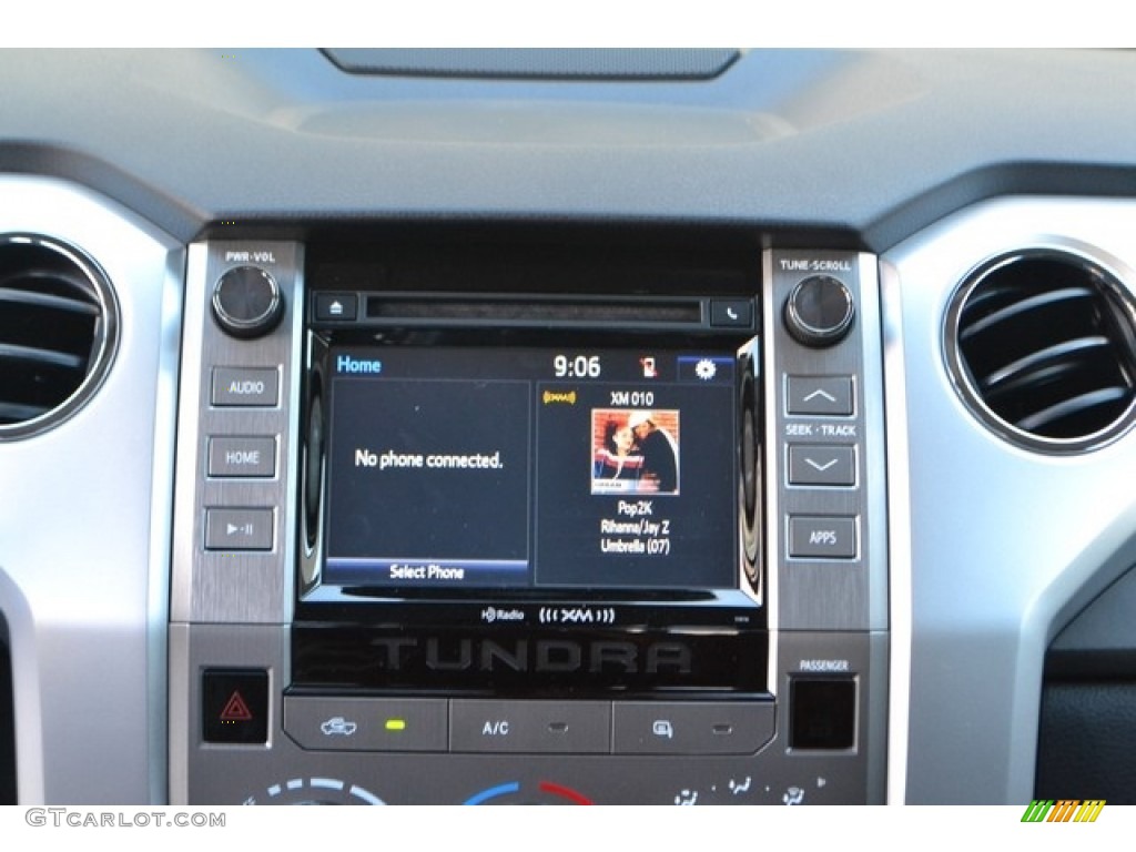 2017 Tundra SR5 Double Cab 4x4 - Super White / Black photo #6