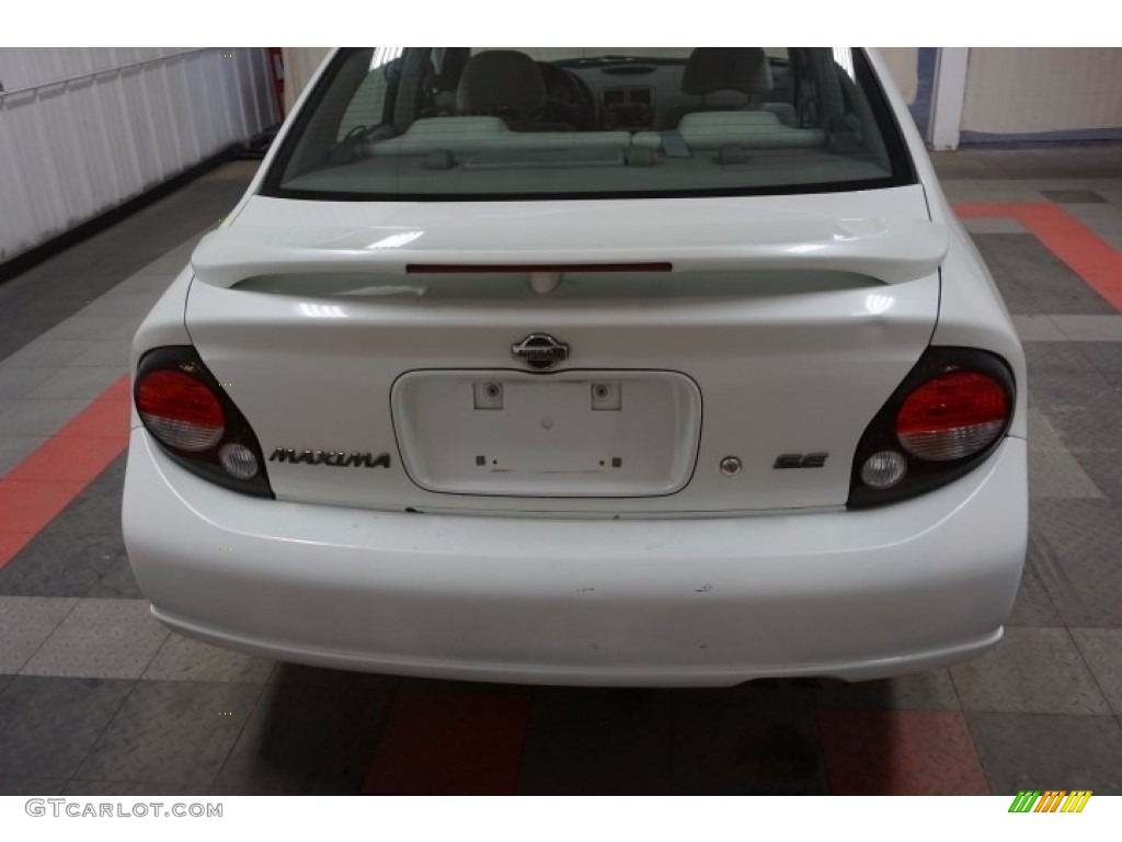 2000 Maxima SE - Icelandic Pearl / Blond photo #48