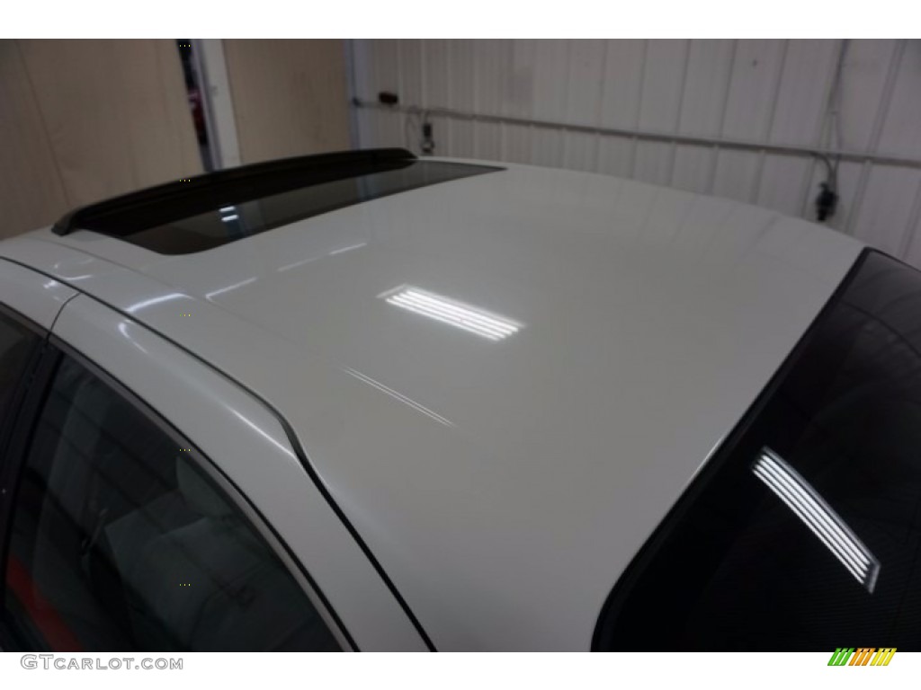 2000 Maxima SE - Icelandic Pearl / Blond photo #57