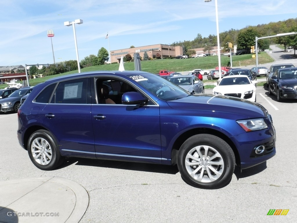 2016 Q5 2.0 TFSI Premium quattro - Scuba Blue Metallic / Chestnut Brown photo #9