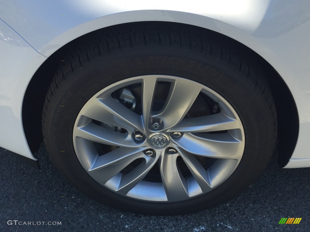 2017 Buick Regal Premium AWD Wheel Photos