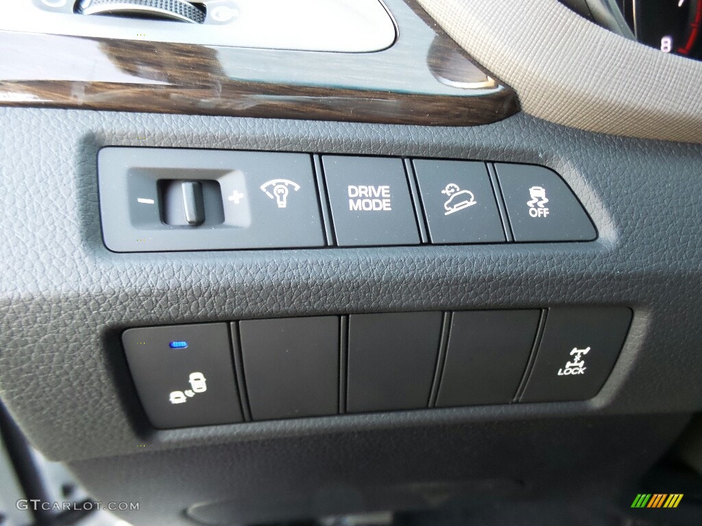 2017 Hyundai Santa Fe Sport AWD Controls Photo #116342573