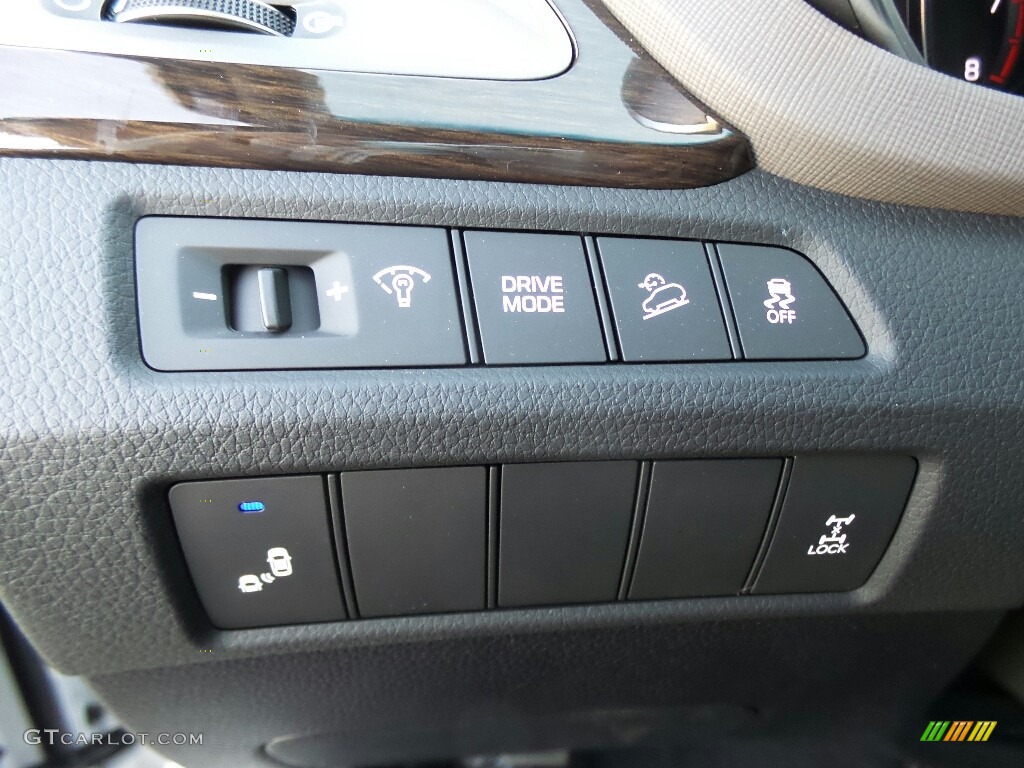 2017 Hyundai Santa Fe Sport AWD Controls Photo #116342585