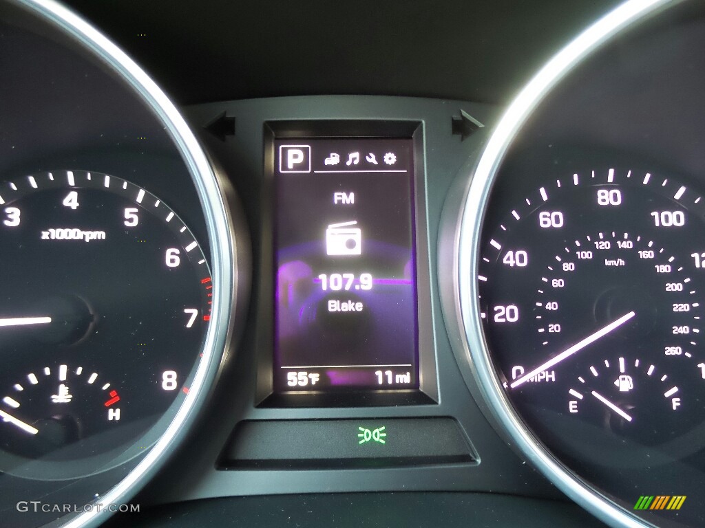 2017 Hyundai Santa Fe Sport AWD Controls Photo #116342591