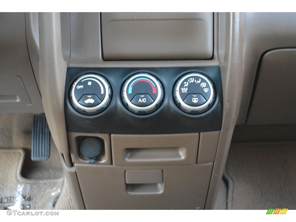 2004 CR-V EX 4WD - Mojave Mist Metallic / Saddle photo #17