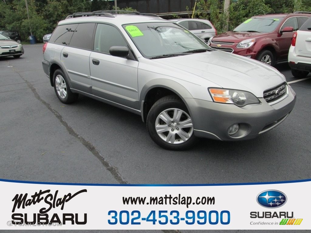 2005 Outback 2.5i Wagon - Brilliant Silver Metallic / Off Black photo #1