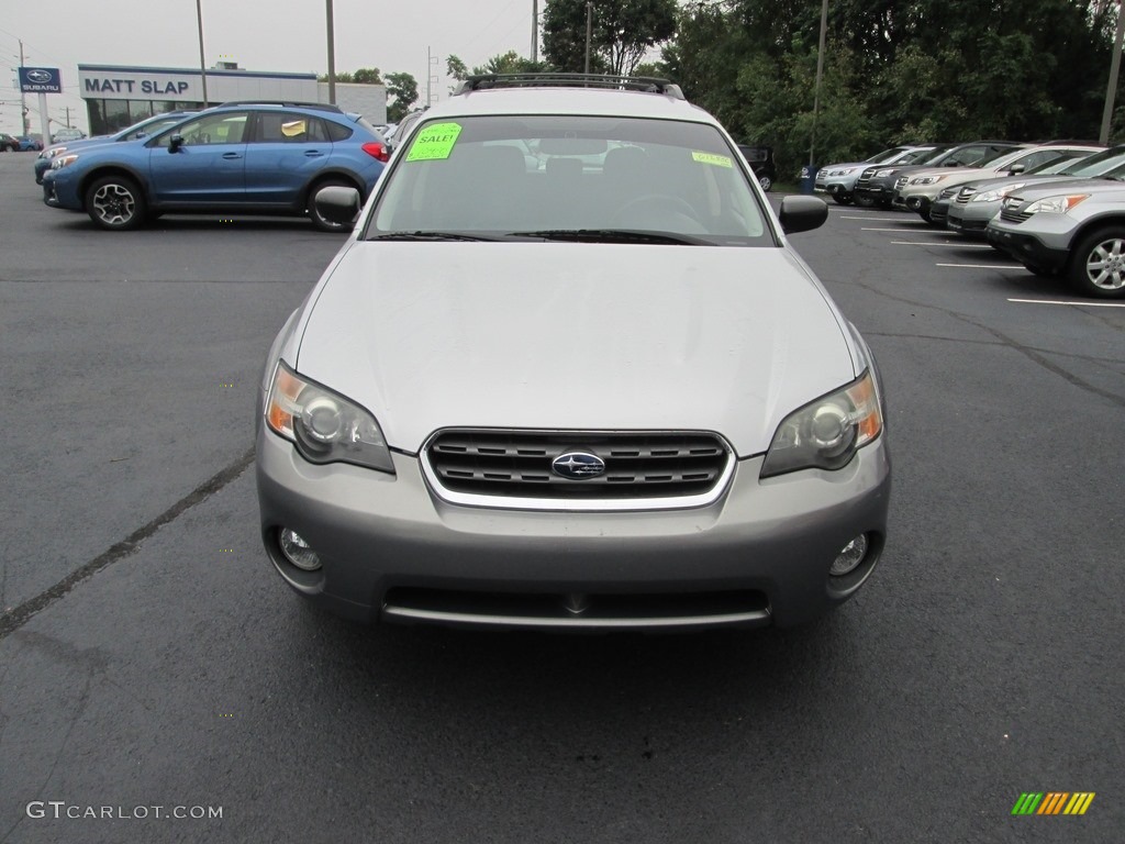 2005 Outback 2.5i Wagon - Brilliant Silver Metallic / Off Black photo #3