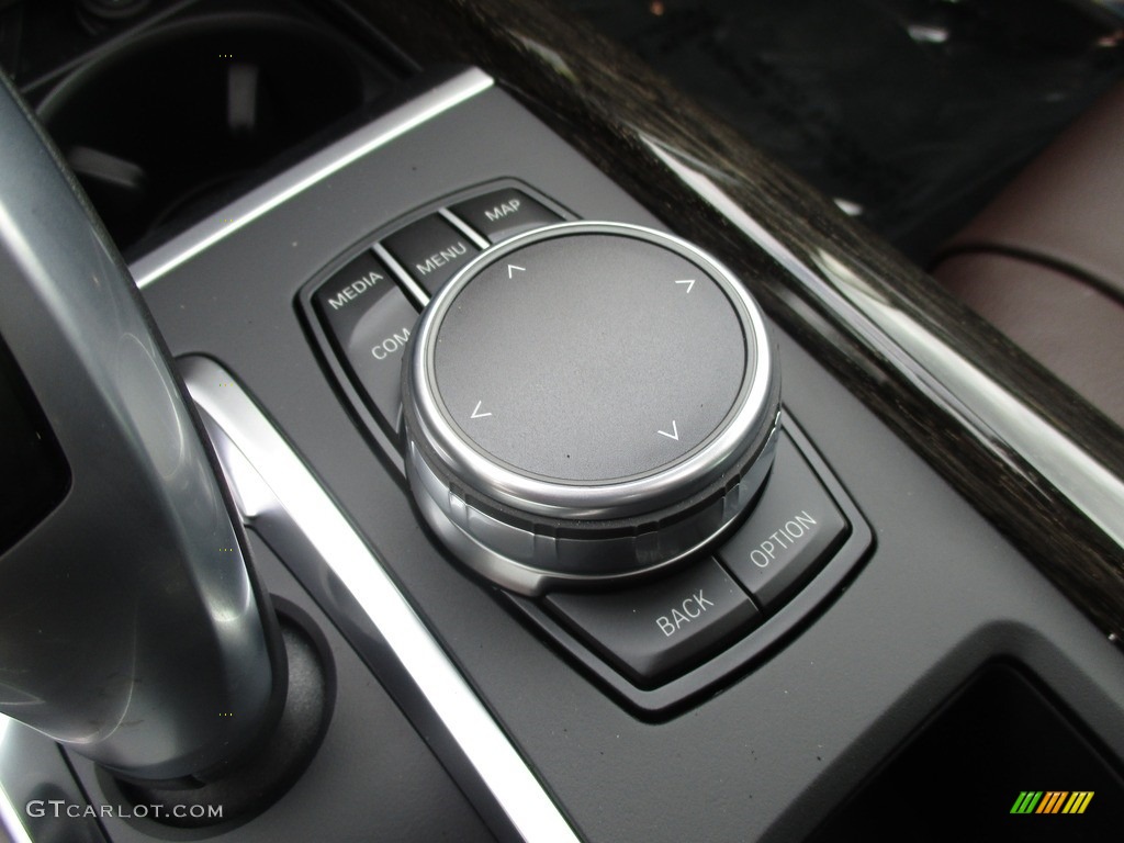 2017 BMW X5 xDrive35i Controls Photo #116347052