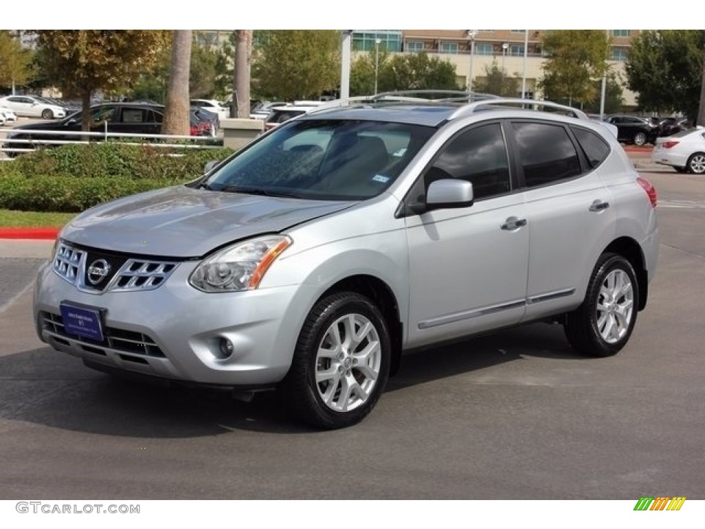 2011 Rogue SV - Silver Ice Metallic / Gray photo #3