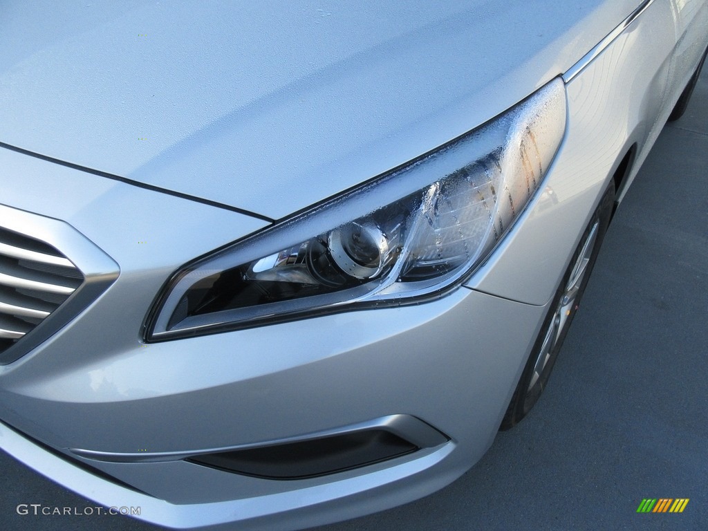 2017 Sonata SE - Symphony Silver / Gray photo #9