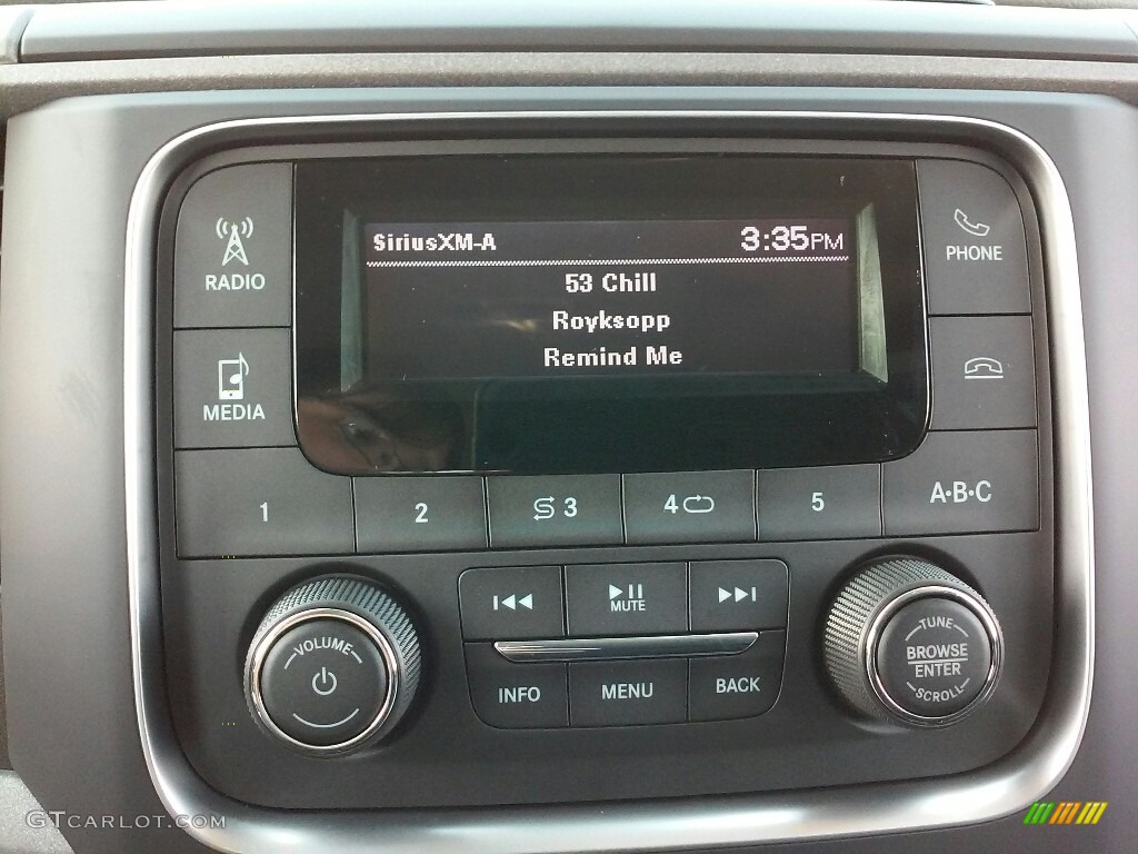 2017 Ram 2500 Tradesman Crew Cab 4x4 Controls Photo #116355677