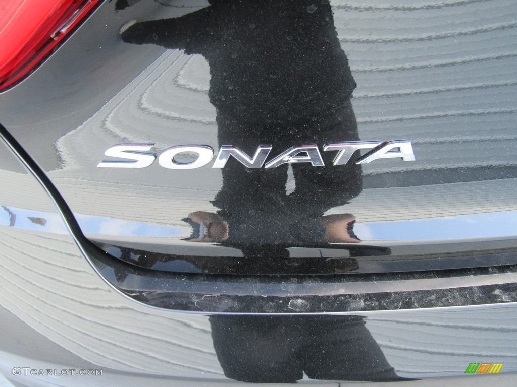 2017 Sonata Sport - Phantom Black / Beige photo #15