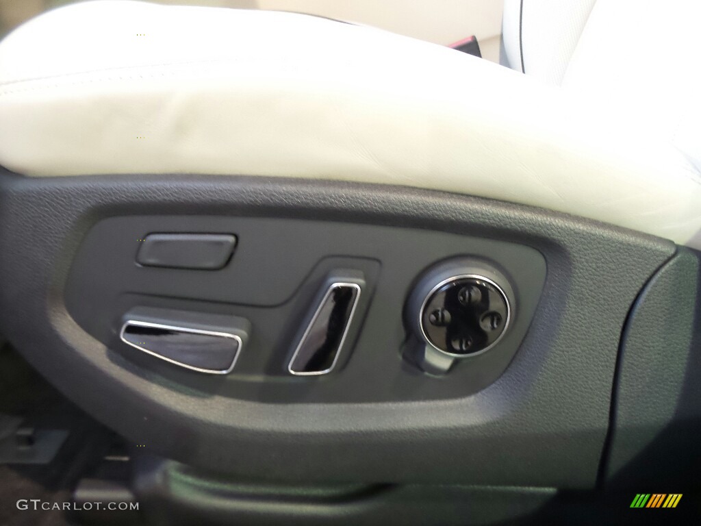 2017 Hyundai Genesis G80 AWD Controls Photo #116356082