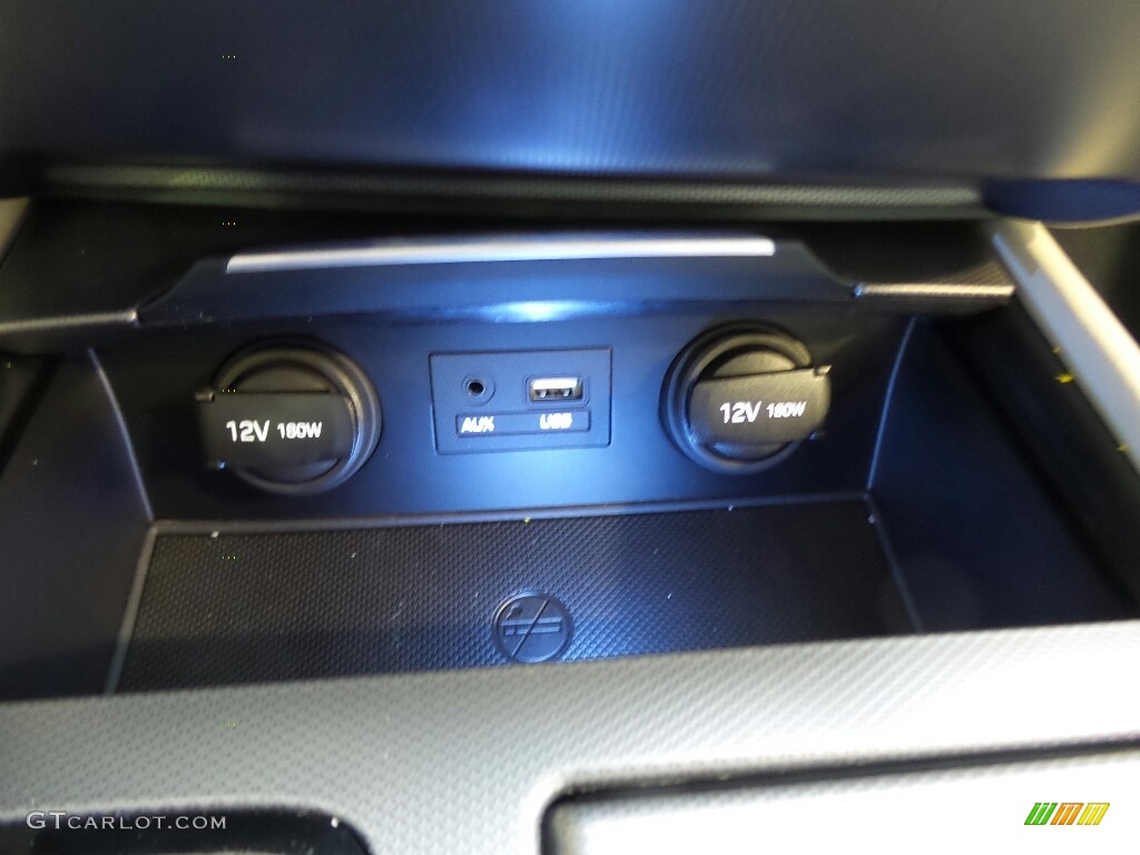 2017 Genesis G80 AWD - Himalayan Gray / Beige Two Tone photo #39