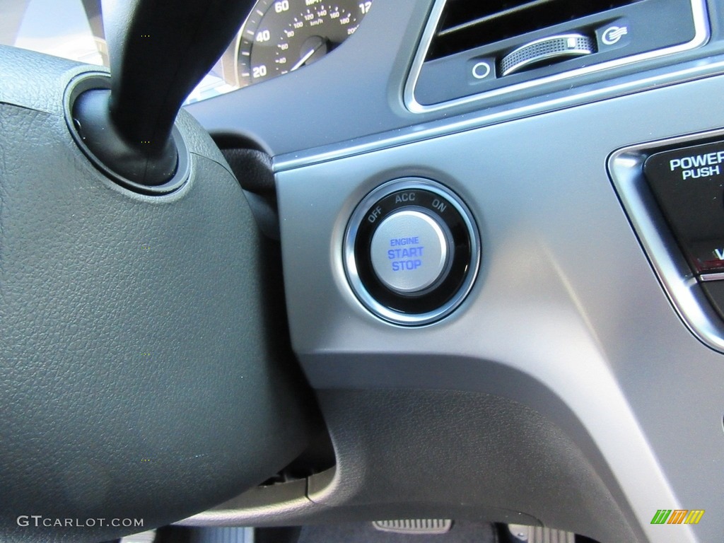 2017 Sonata Sport - Quartz White Pearl / Black photo #31