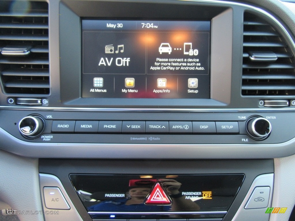 2017 Elantra SE - Gray / Gray photo #25