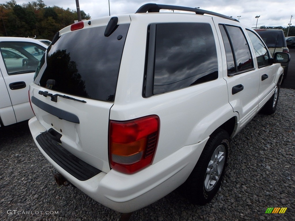 2004 Grand Cherokee Laredo 4x4 - Stone White / Sandstone photo #4