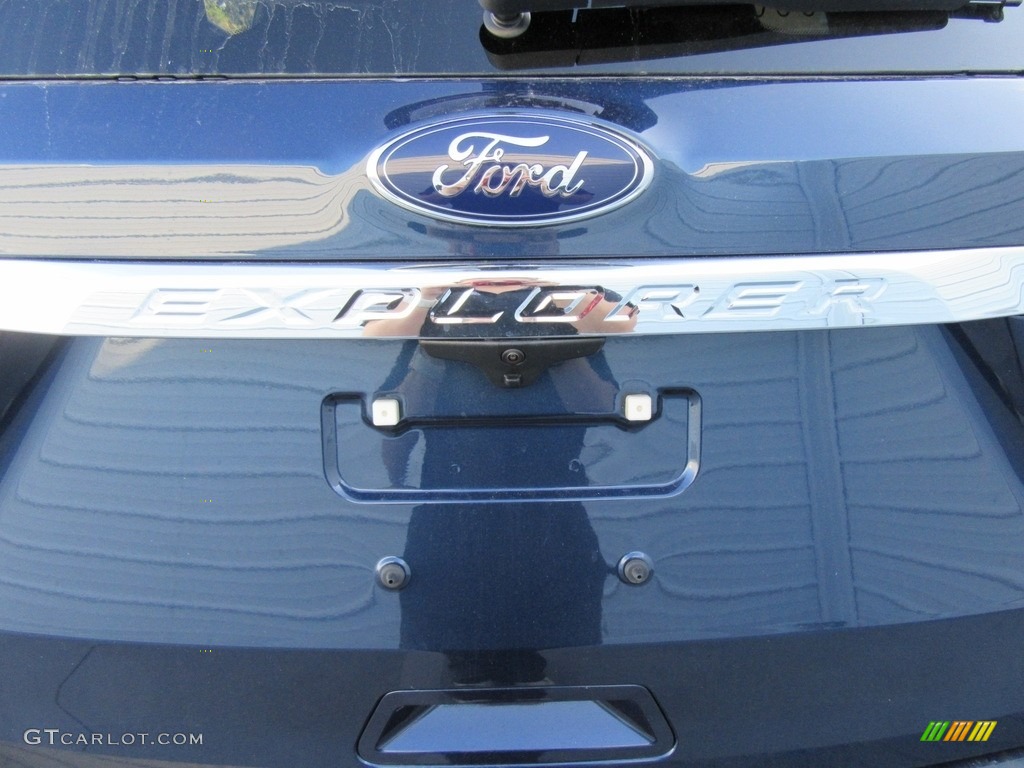 2017 Explorer FWD - Blue Jeans / Medium Light Camel photo #13