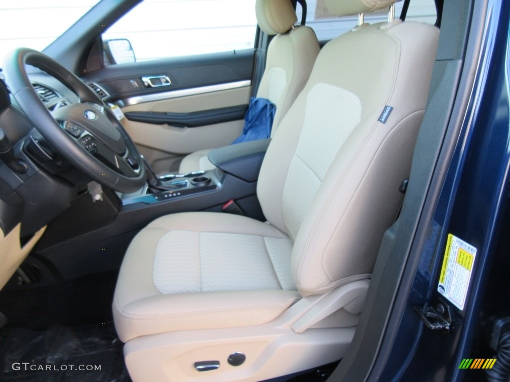 2017 Explorer FWD - Blue Jeans / Medium Light Camel photo #21