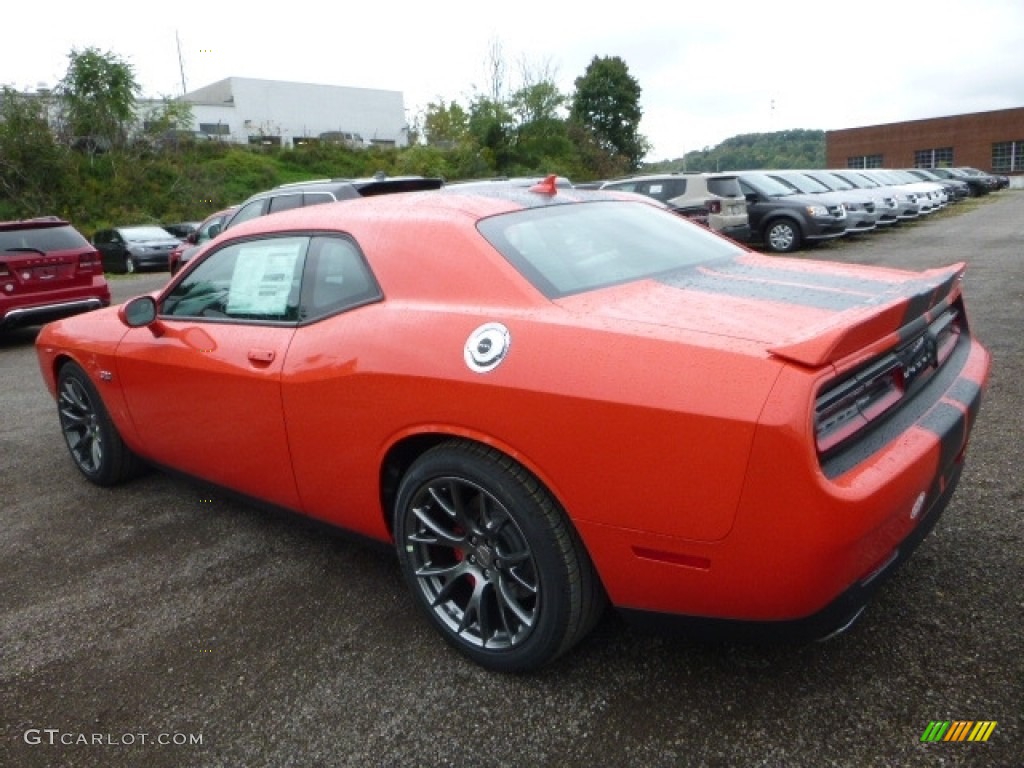 Go Mango 2016 Dodge Challenger SRT 392 Exterior Photo #116363306