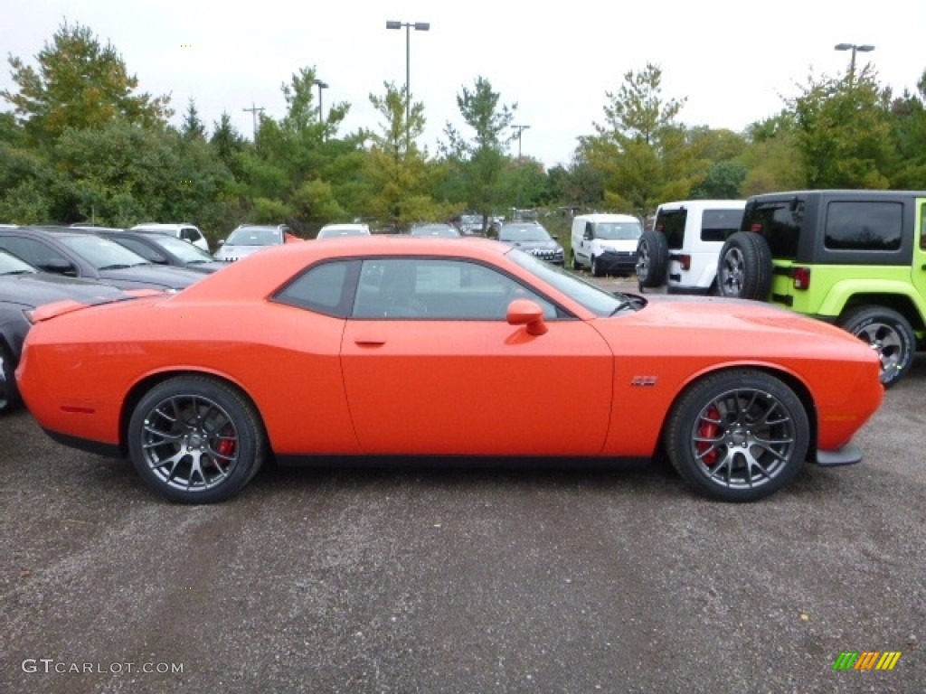Go Mango 2016 Dodge Challenger SRT 392 Exterior Photo #116363360