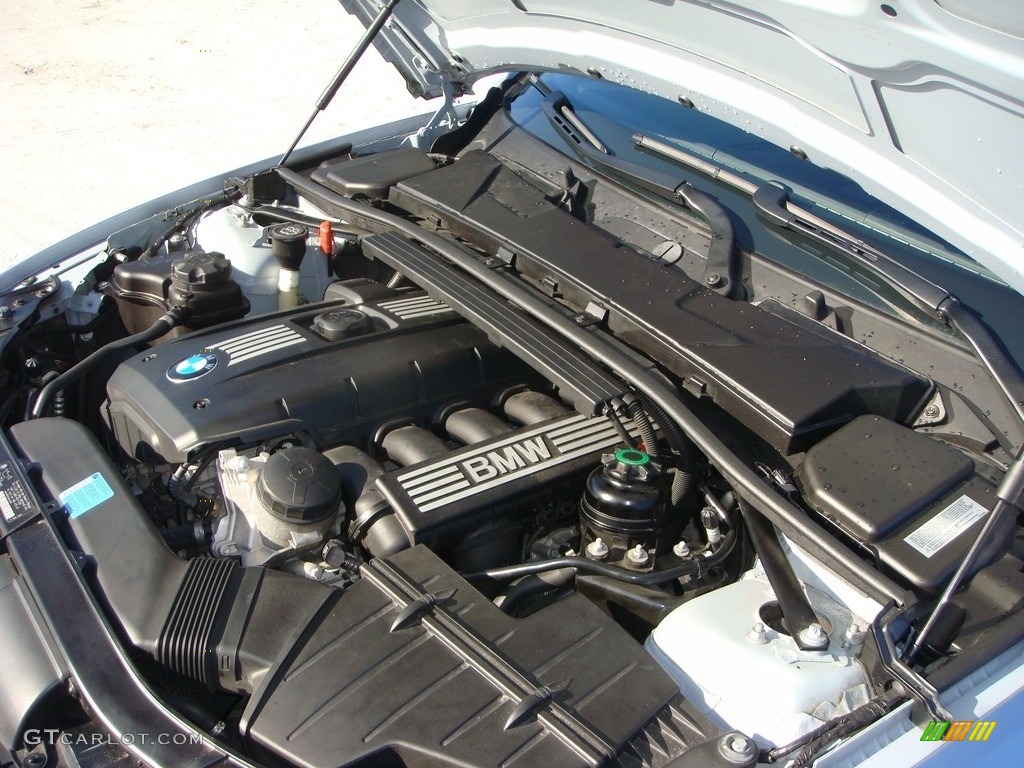 2009 BMW 3 Series 328i Convertible Engine Photos