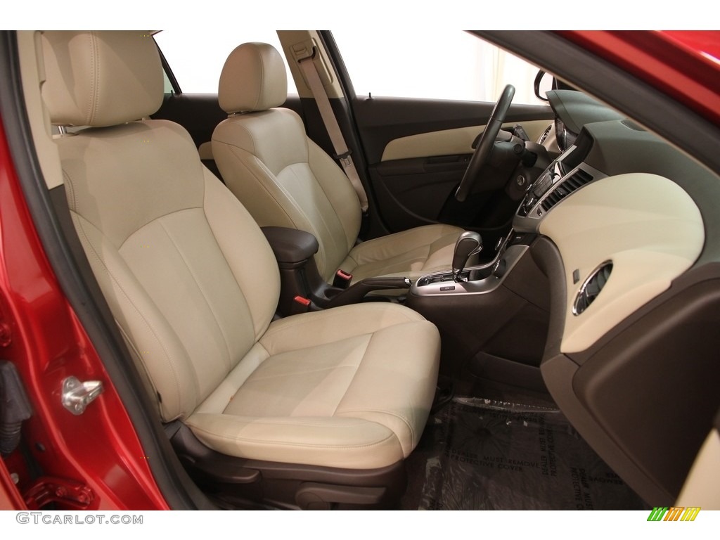 2011 Cruze LTZ - Crystal Red Metallic Tintcoat / Cocoa/Light Neutral Leather photo #12