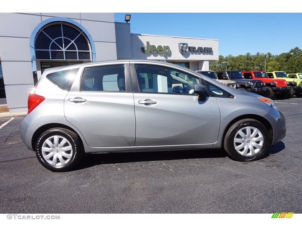 2015 Versa Note SV - Magnetic Gray / Charcoal photo #8