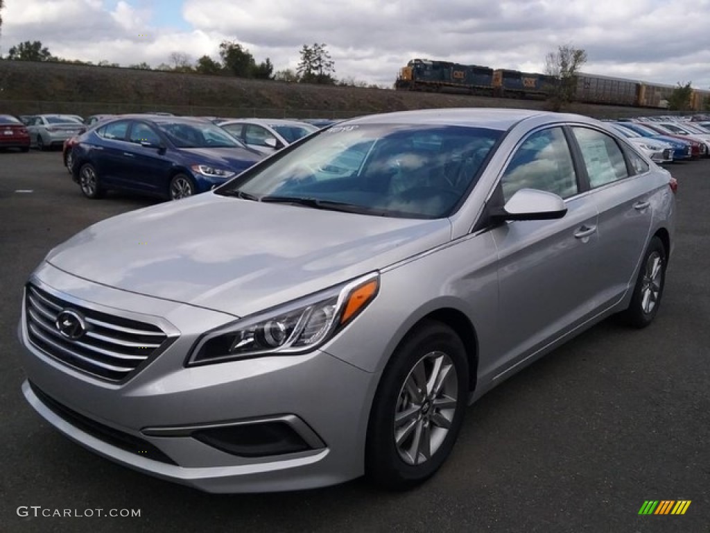 Symphony Silver 2017 Hyundai Sonata SE Exterior Photo #116371970