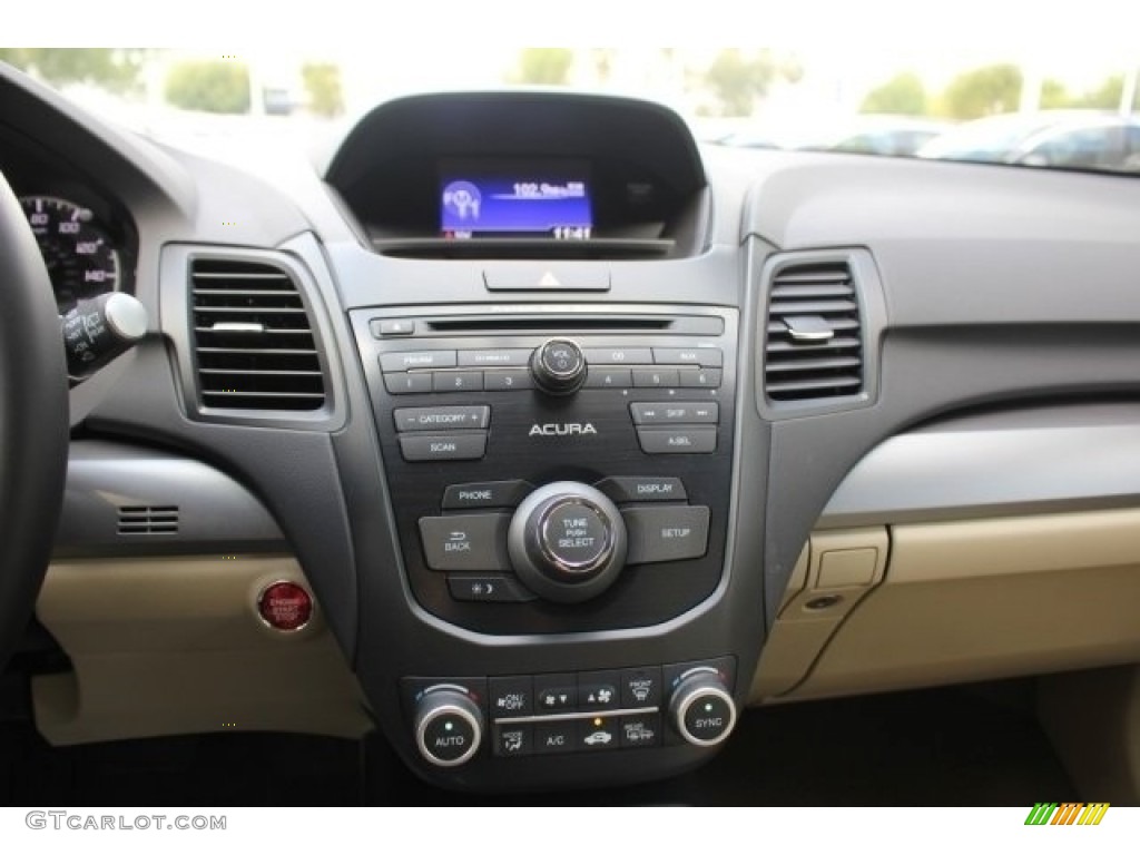 2017 Acura RDX AWD Controls Photo #116373614