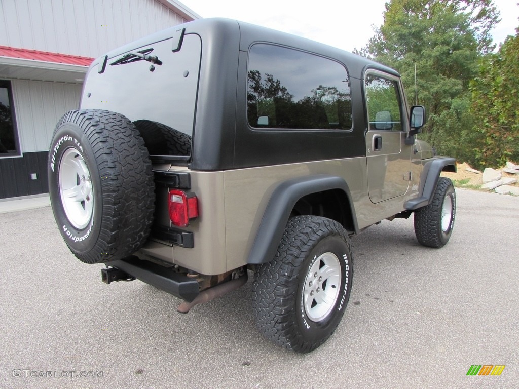 2004 Wrangler Sport 4x4 - Light Khaki Metallic / Dark Slate Gray photo #8