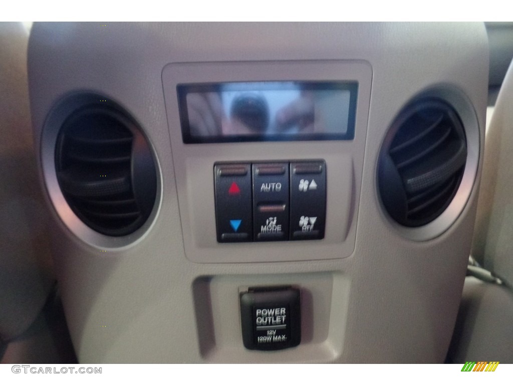 2015 Pilot EX 4WD - Modern Steel Metallic / Gray photo #16