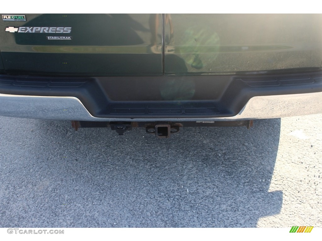 2011 Express LT 3500 Extended Passenger Van - Dark Green Metallic / Medium Pewter photo #21
