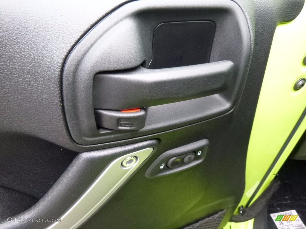 2017 Wrangler Unlimited Sahara 4x4 - Hypergreen / Black photo #14