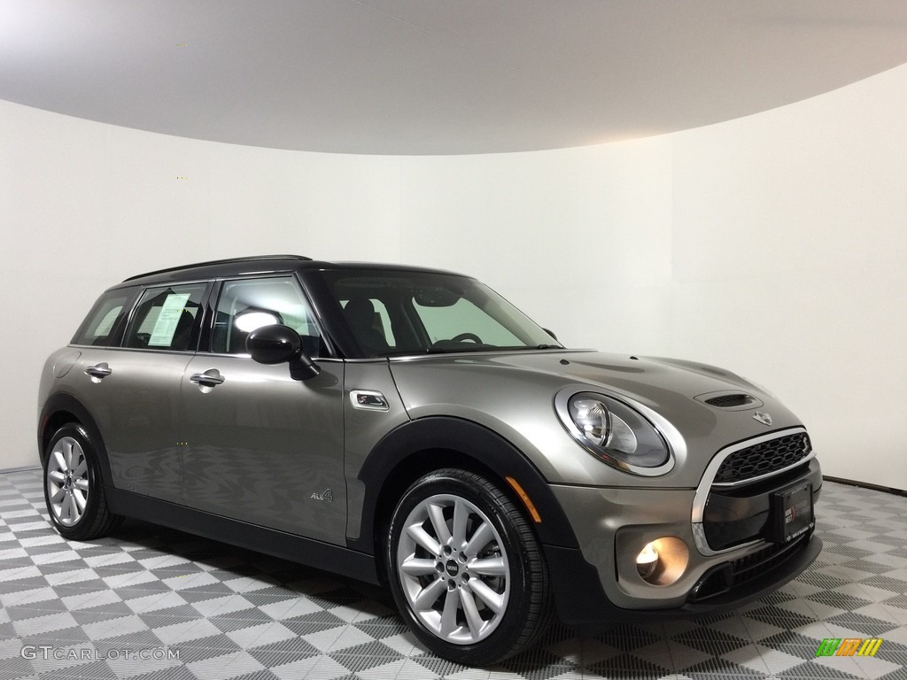 Melting Silver Metallic 2017 Mini Clubman Cooper S ALL4 Exterior Photo #116386004
