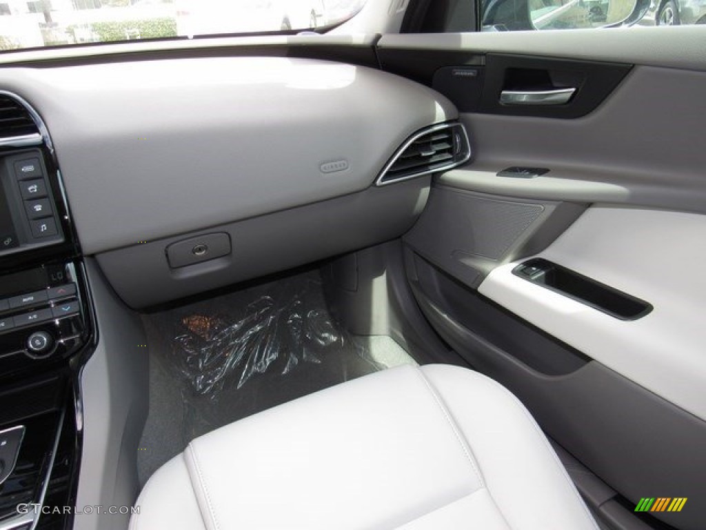 2017 XE 25t Premium - British Racing Green / Light Oyster photo #14