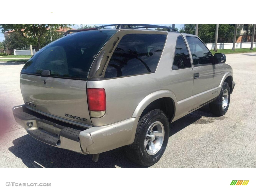 2001 Blazer LS - Light Pewter Metallic / Graphite photo #5