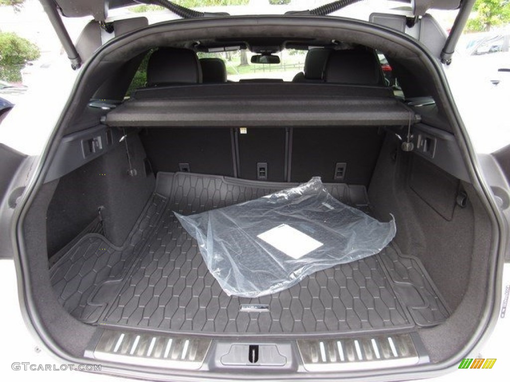 2017 Jaguar F-PACE 35t AWD S Trunk Photo #116393498