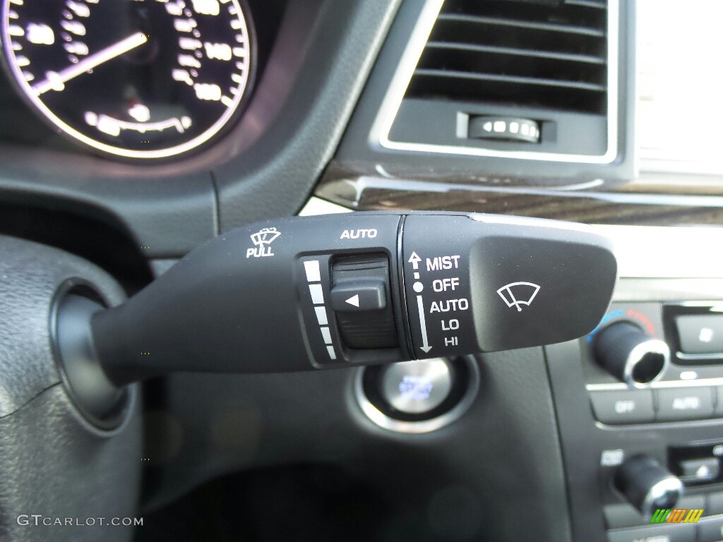 2017 Hyundai Genesis G80 AWD Controls Photo #116396942
