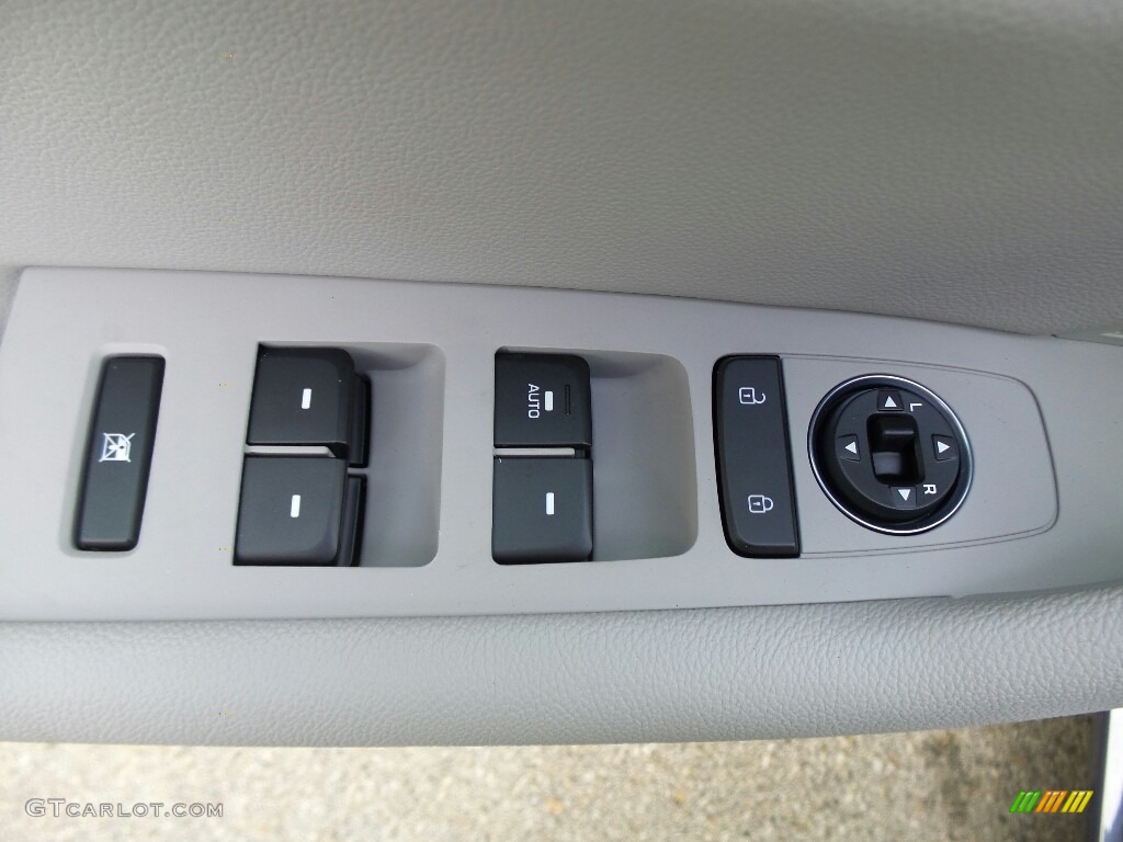 2017 Hyundai Sonata Sport Controls Photo #116397398