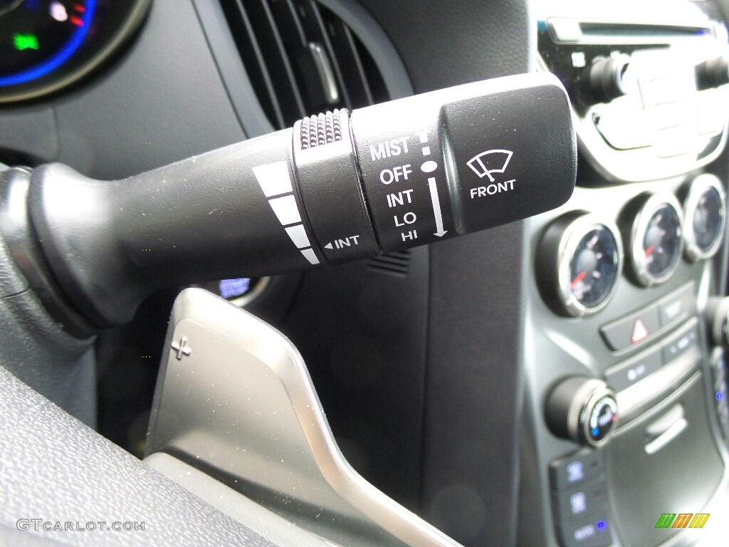 2016 Hyundai Genesis Coupe 3.8 Controls Photo #116399195