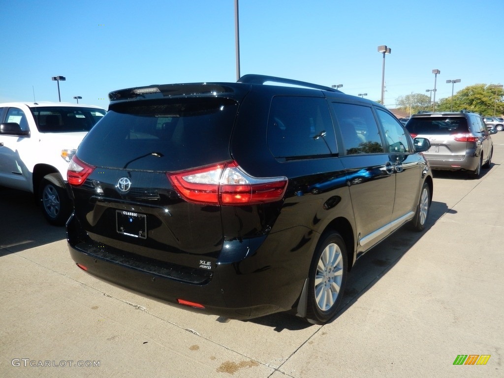 2017 Sienna XLE AWD - Midnight Black Metallic / Ash photo #2