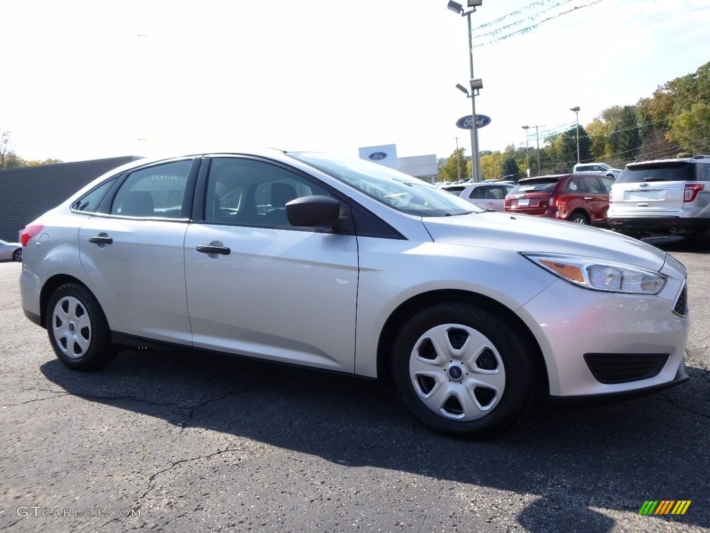 2015 Focus S Sedan - Ingot Silver Metallic / Charcoal Black photo #1