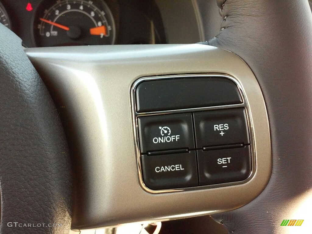 2017 Jeep Compass 75th Anniversary Edition Controls Photo #116418767