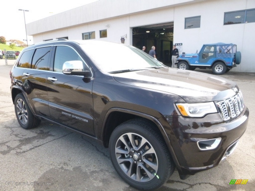 Luxury Brown Pearl 2017 Jeep Grand Cherokee Overland 4x4 Exterior Photo #116420789