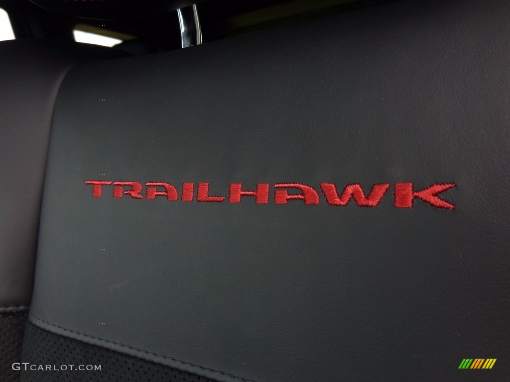 2017 Grand Cherokee Trailhawk 4x4 - Granite Crystal Metallic / Black photo #30