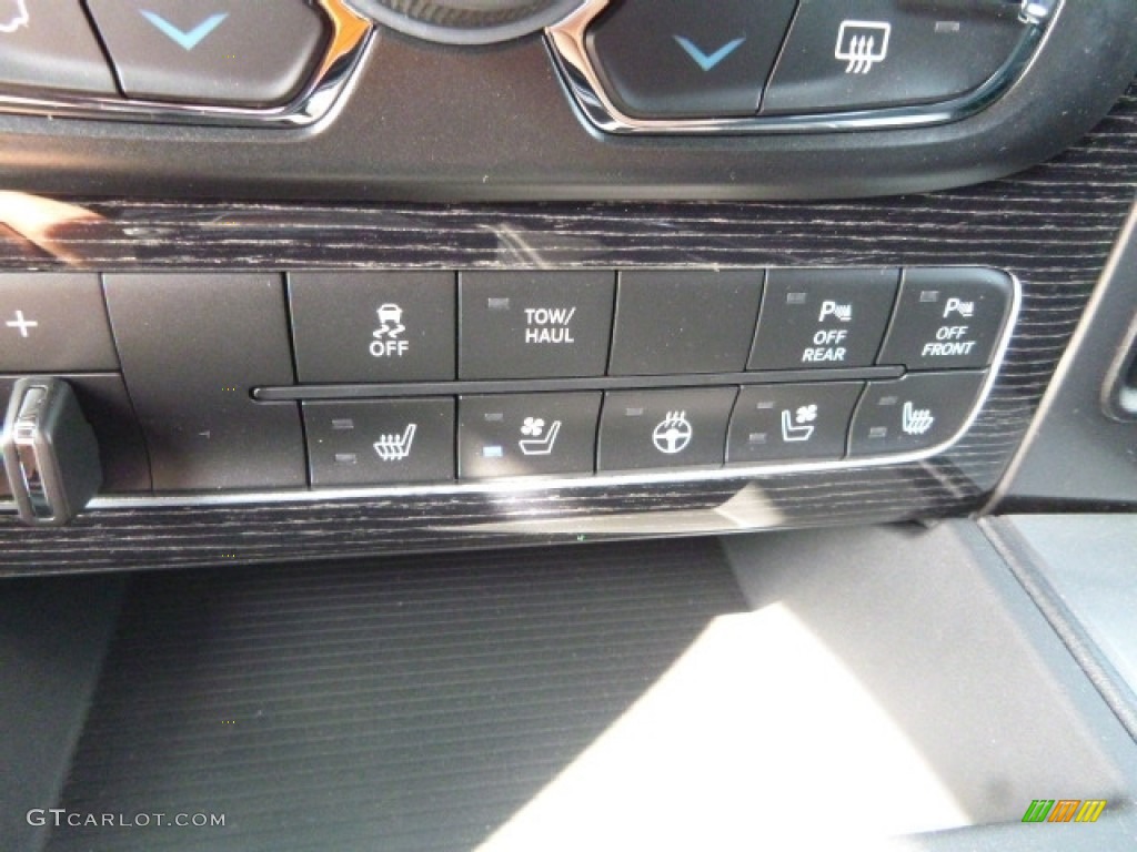 2017 Ram 2500 Limited Crew Cab 4x4 Controls Photo #116424597