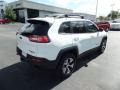 Bright White - Cherokee Trailhawk 4x4 Photo No. 9