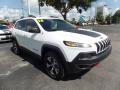 Bright White - Cherokee Trailhawk 4x4 Photo No. 11